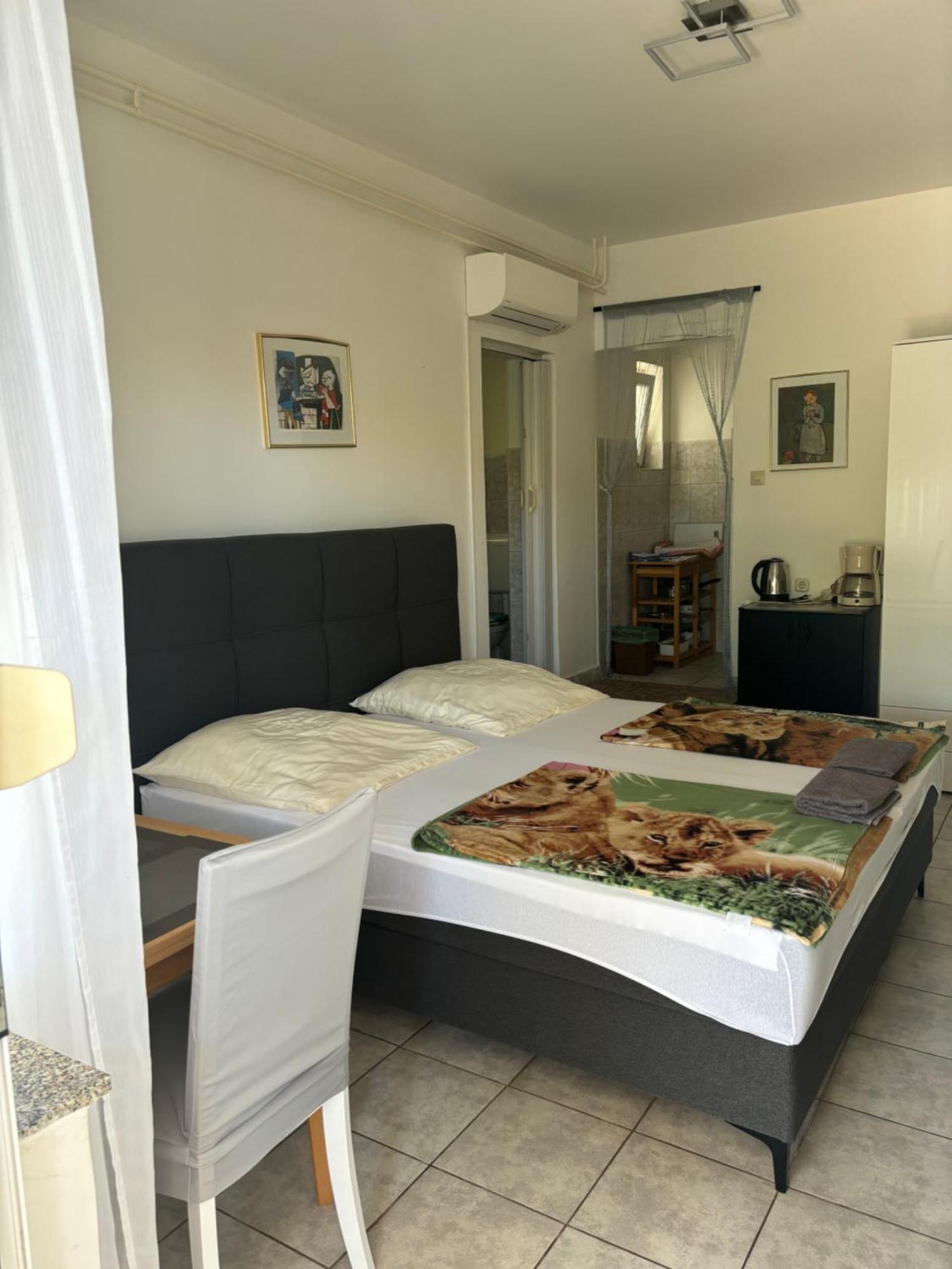 Villa Julian & Juliana 크르크 객실 사진